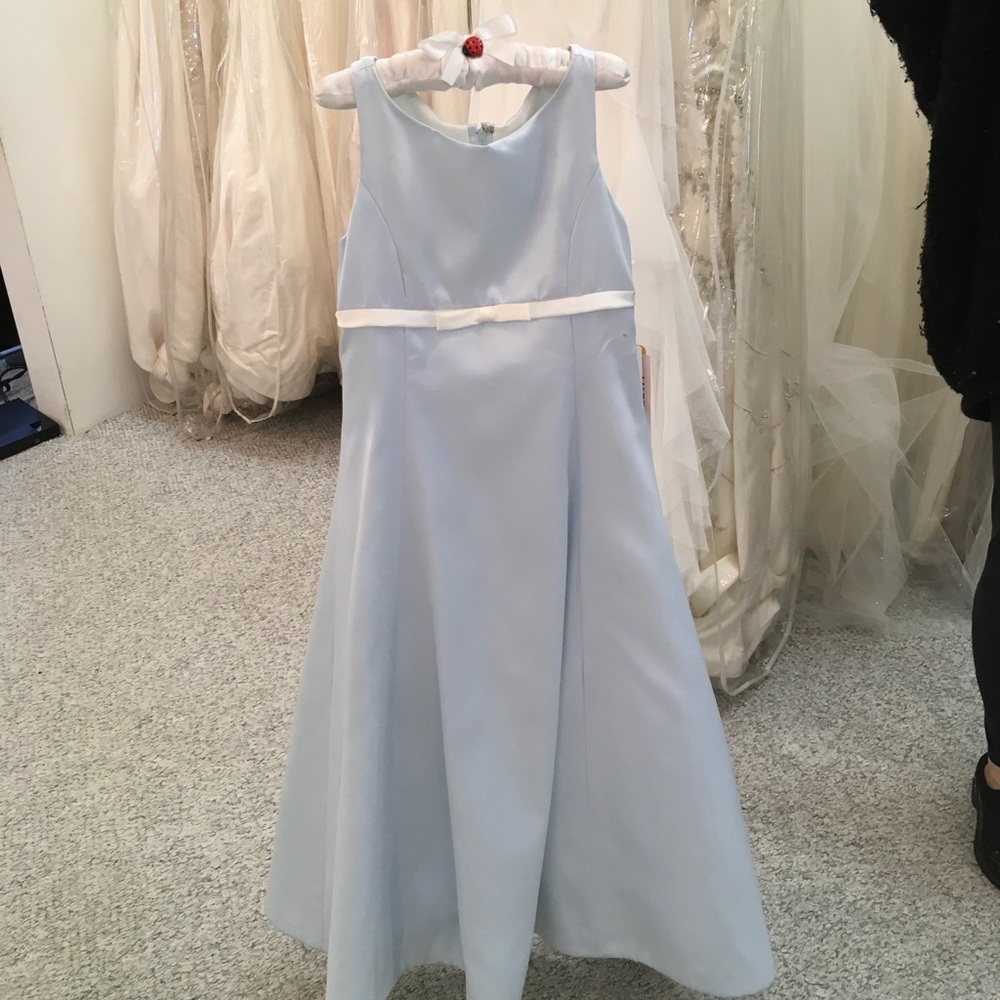 NWT flower girl dress in cloud blue, size 4